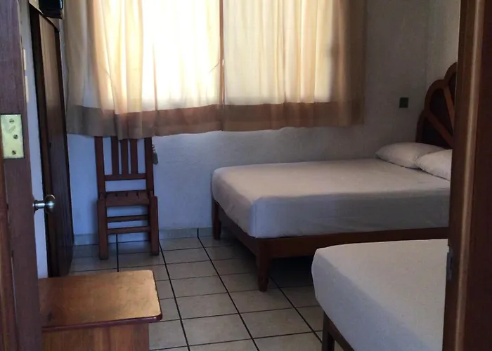 Guest house Tulipanes Zihuatanejo